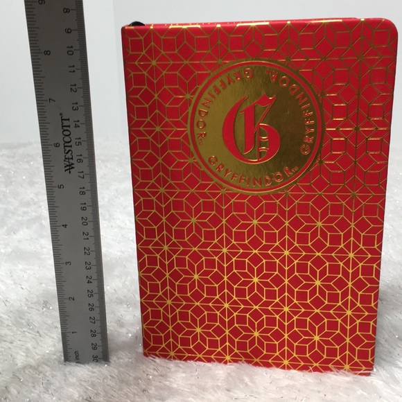 GRYFFINDOR blank Journal Harry Potter Series - Picture 8 of 10